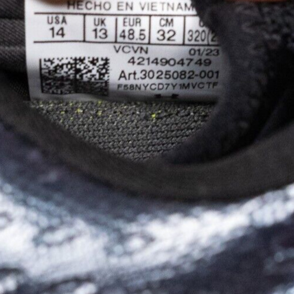 Size 14-UA Spotlight Lux MC 2.0 Football Cleats 3025082-001 - Picture 5 of 6